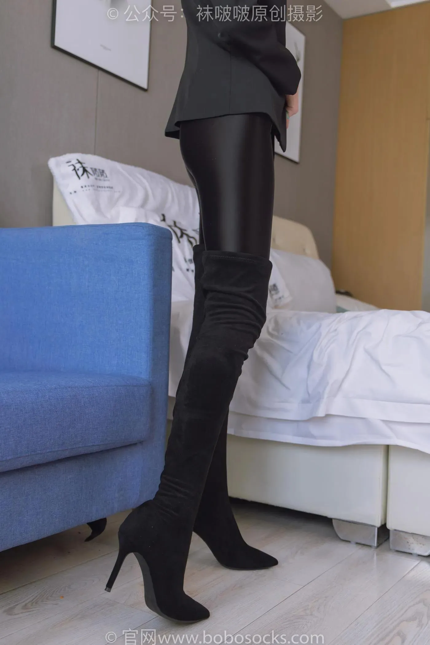[BoBoSocks袜啵啵]NO.188 小甜豆-连体泳衣、高跟长靴、短肉丝、裸足 [147P]插图1
